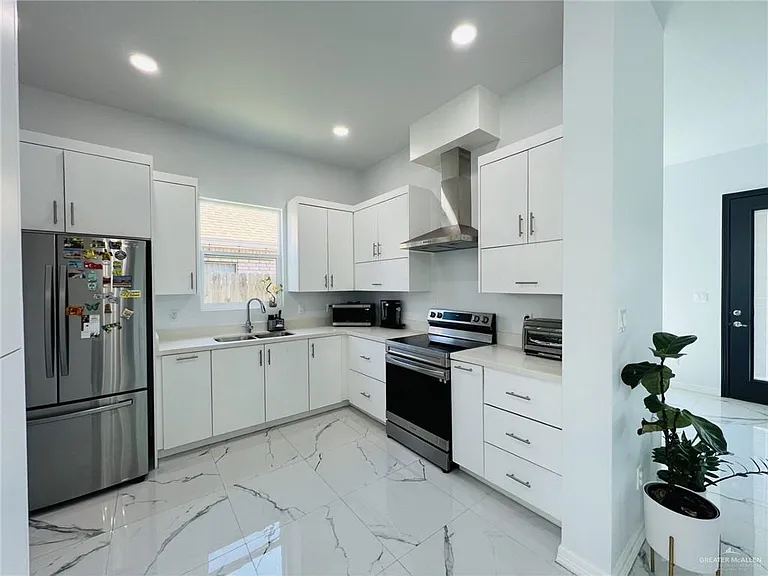 1414 S Nevada St — Photo 3