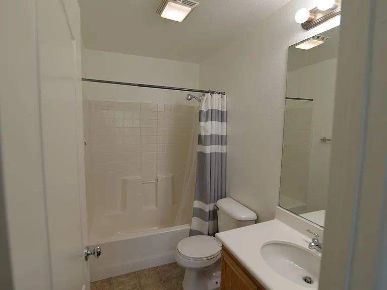 1299 Blue Jean Way #2 — Photo 17