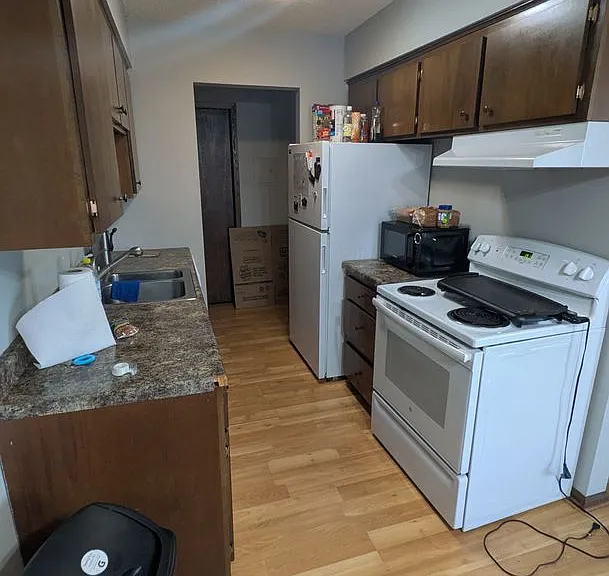 747 11th Ave S #5 — Photo 5