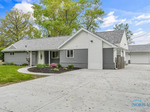 1739 Longwood Dr, Toledo, OH 43615