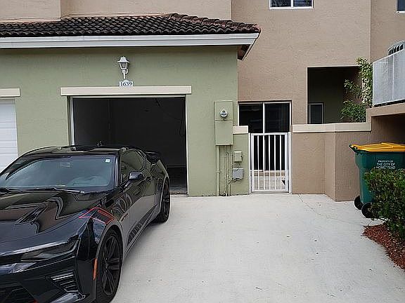 Driveway Into Garage 