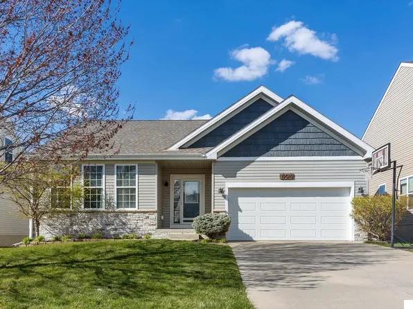 19010 B St, Omaha, NE 68130