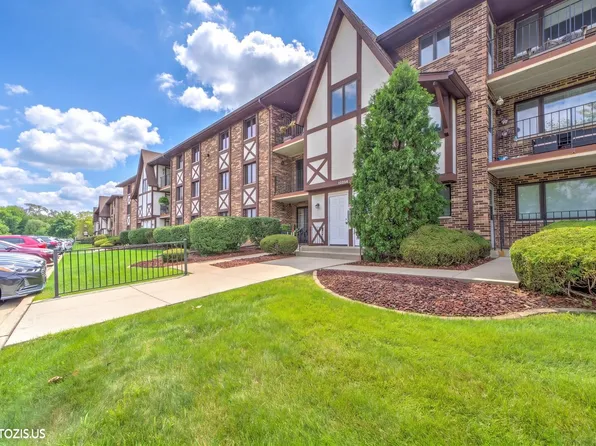 10524 Ridge Cove Dr APT 25B, Chicago Ridge, IL 60415