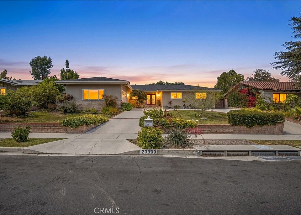1st image of 23939 Califa St