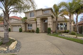 2nd image of 5561 Saint Andrews Dr