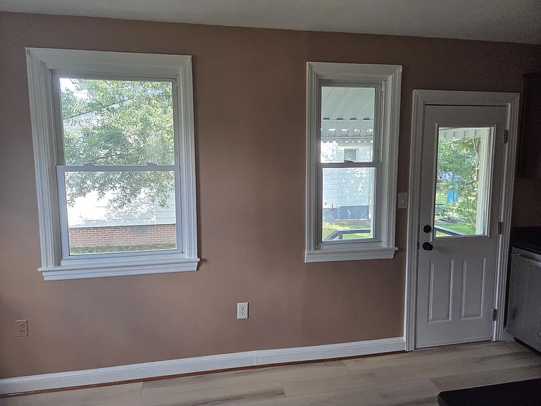 4707 Somerset Rd — Photo 9