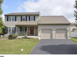 4121 Steeple Chase Dr, Reading, PA 19606