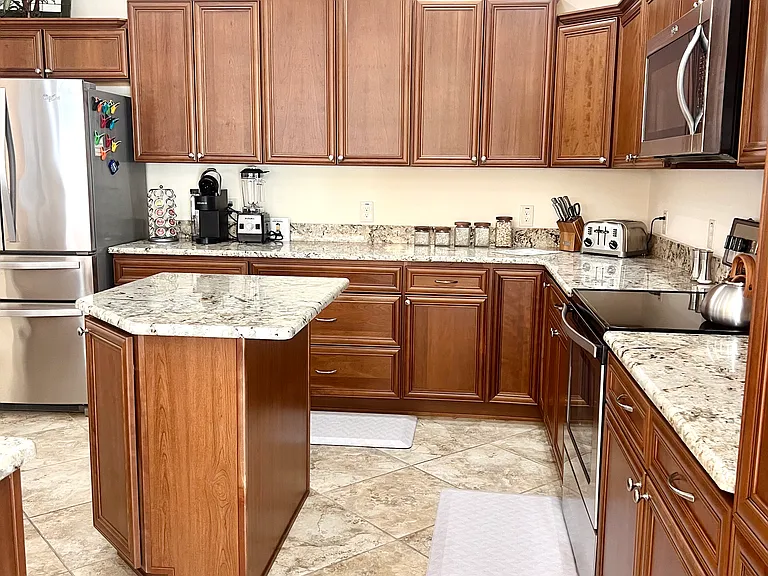 3480 Kewadin Ave — Photo 10