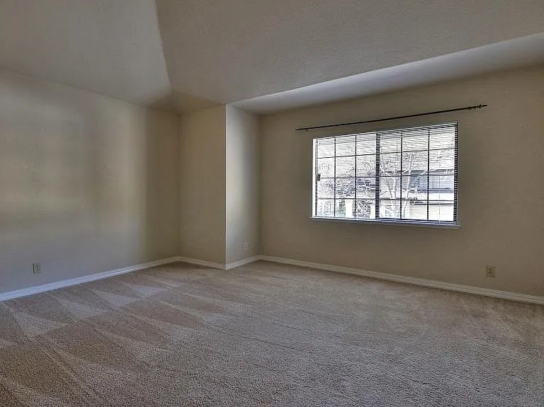 Bedroom - Freshly Painted and New Carpet