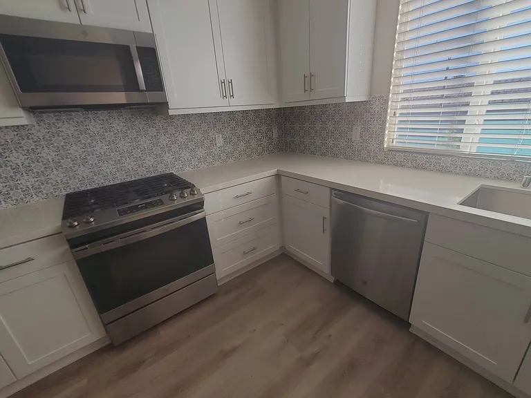 10816 Horizons Dr — Photo 27