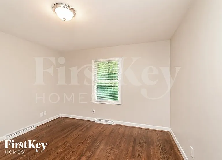 4609 Oakcliffe Rd — Photo 11