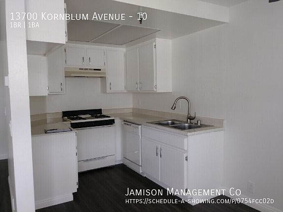 5th image of 13700 Kornblum Ave APT 10