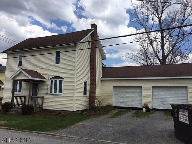 1st image of 135 Saint Marys St