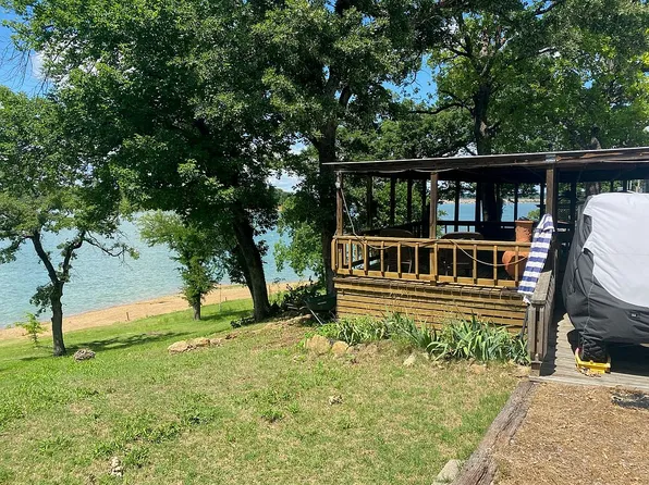 9124 Rosewood Cir, Kingston, OK 73439