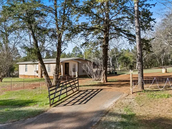 4256 E Us Highway 84, Henderson, TX 75654