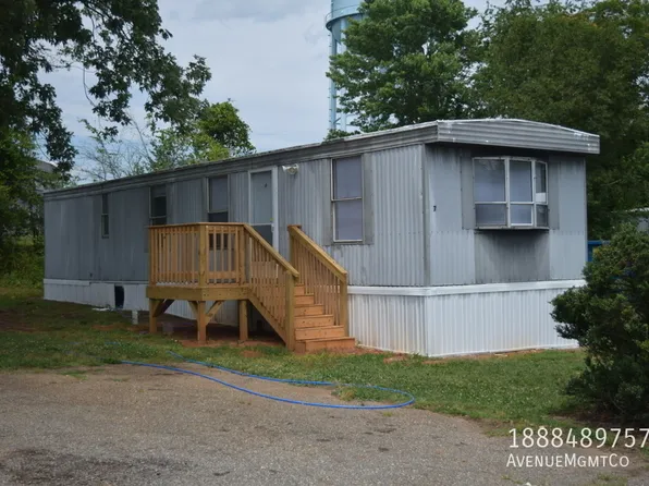 715 23rd St NW #7, Hickory, NC 28601