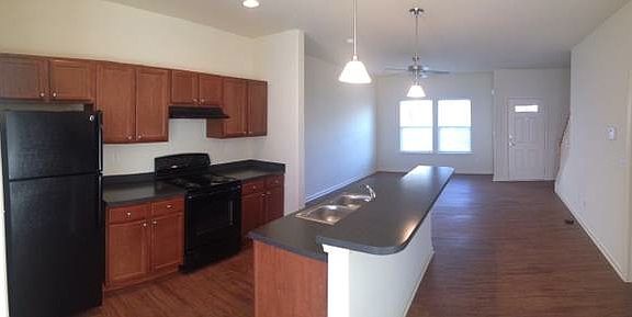 3rd image of 315 McConnells Trce APT 103