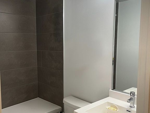 5th image of 621 Sheppard Ave E #111