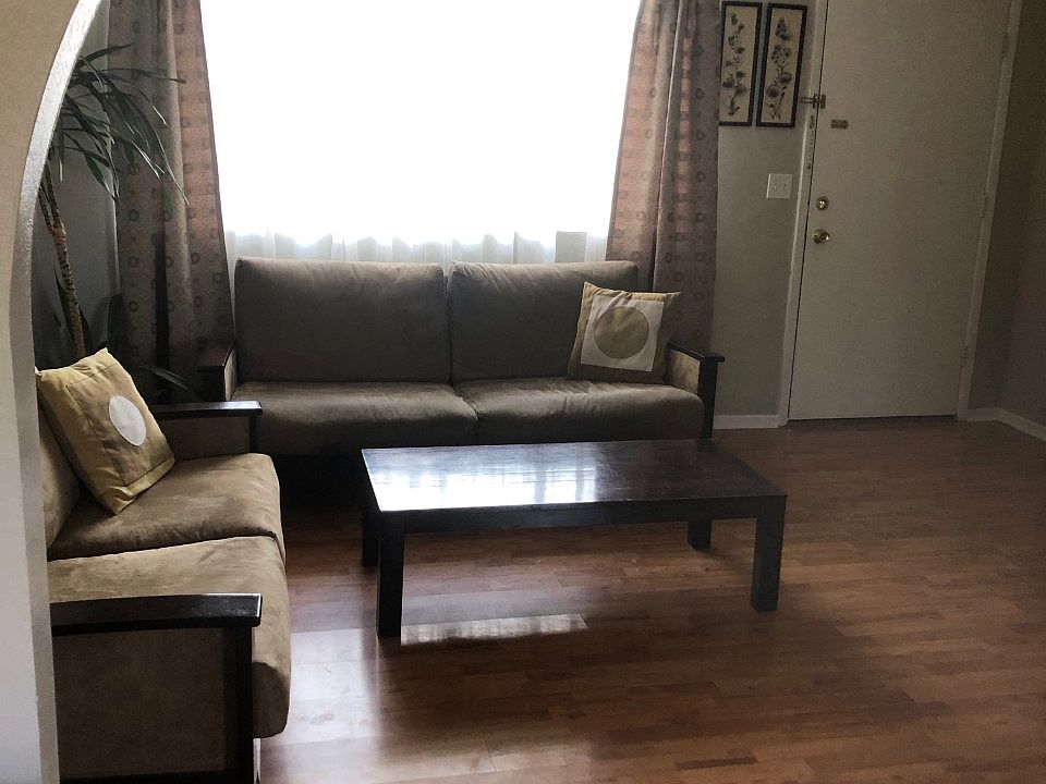 1st image of 3335 W Golden Ln
