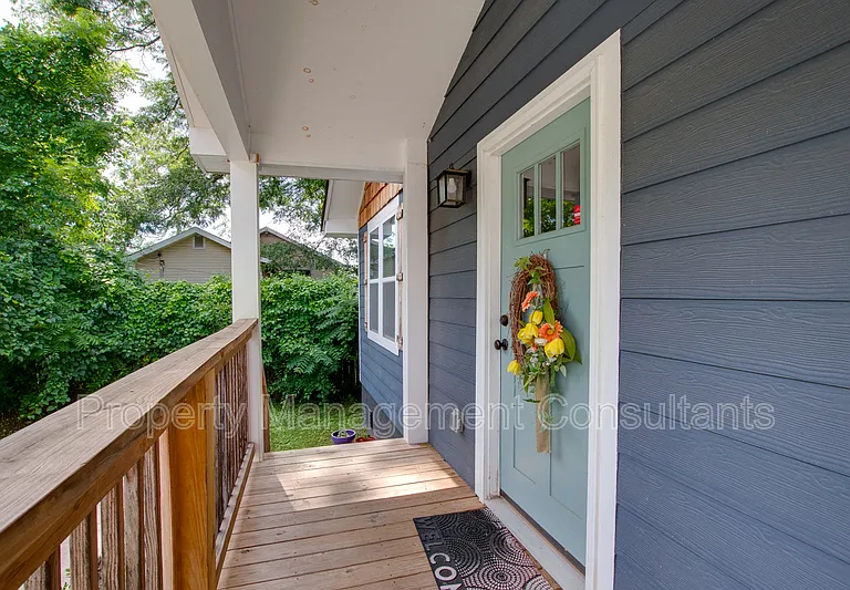 805 Rison Ave NE — Photo 5