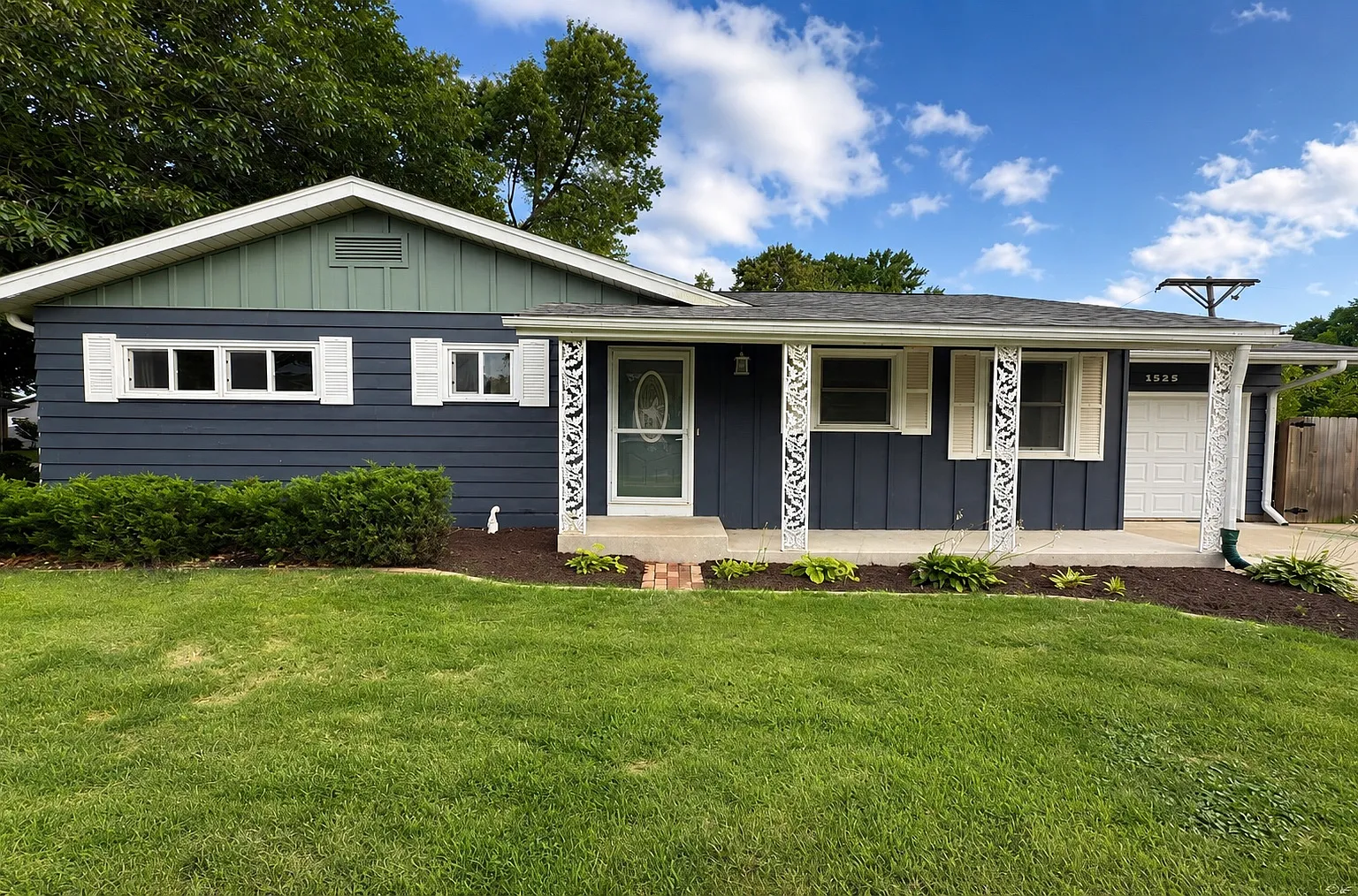 4 bed, 1840 sqft, $2,395 — Photo 1