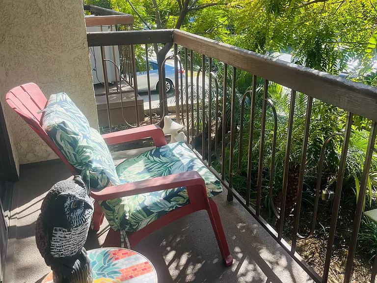 11718 Goshen Ave #6 — Photo 9