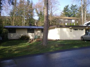 17709 38th Ave S, Seattle, WA 98188