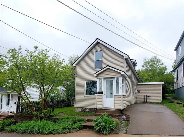213 N 5th St, Marquette, MI 49855