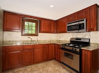 1503 S Luther Ave, Lombard, IL 60148