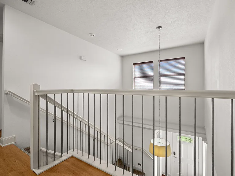 169 Cypress St #1 — Photo 10