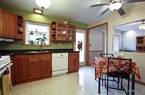 3rd image of 10216 Hibiscus Dr