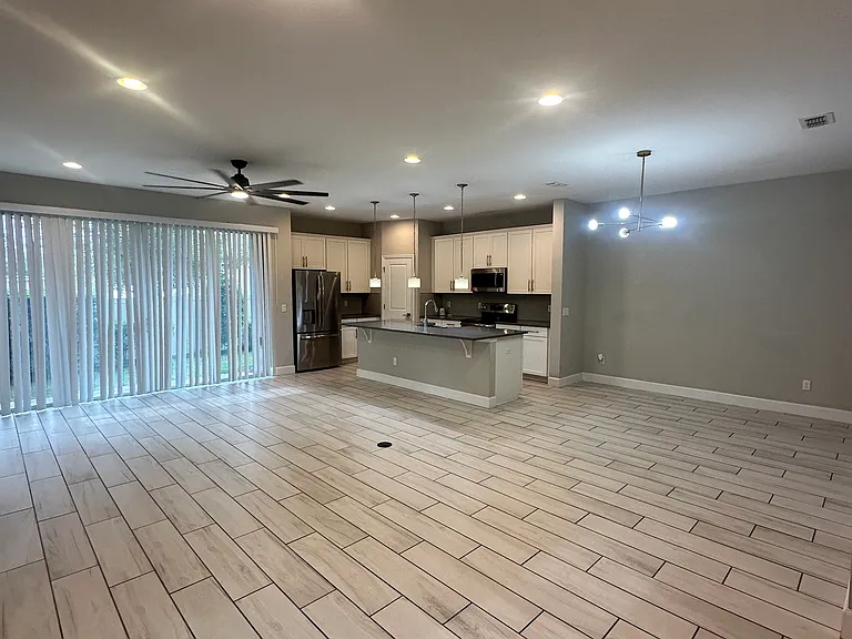 534 Lake Wildmere Cv — Photo 3