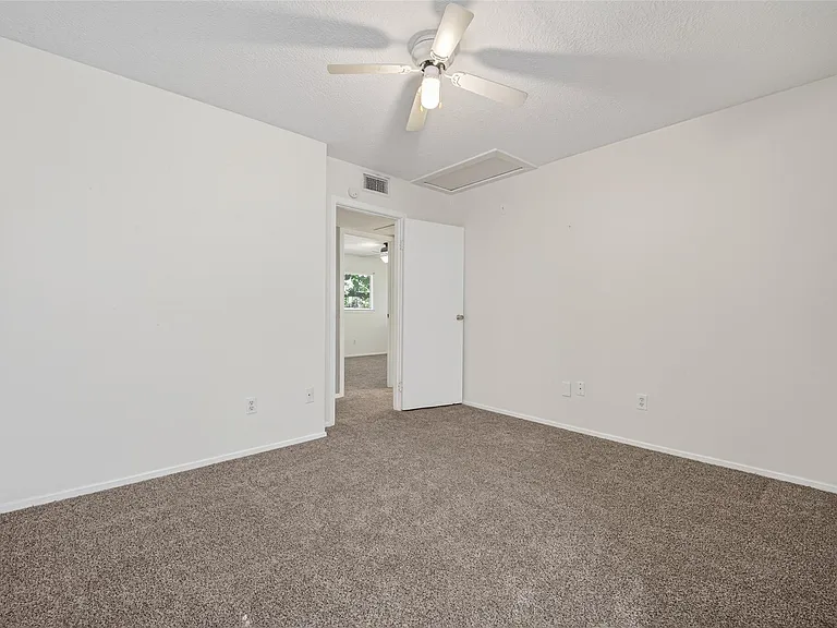 1106 E Red Cedar Cir — Photo 27