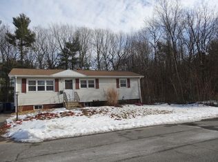 94 Christine St, Leominster, MA 01453