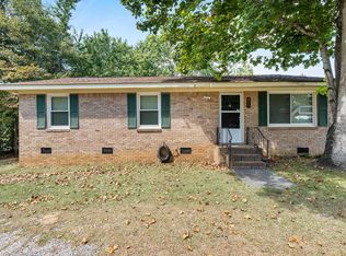 225 Harmon Hill Ct, Hopkins, SC 29061