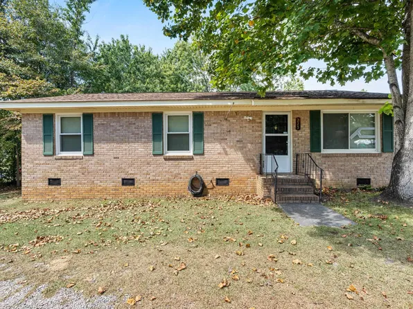 225 Harmon Hill Ct, Hopkins, SC 29061