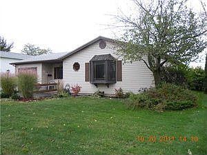 1st image of 64 Pamela Dr