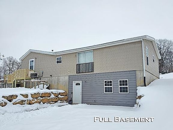 3rd image of 123 East St