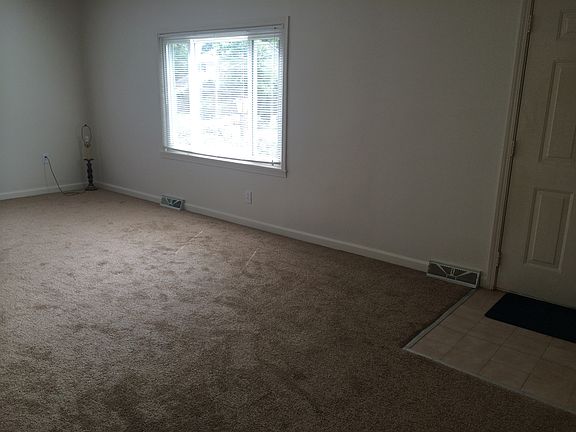 2nd image of 2983 Connoton Ave