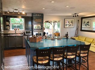 4402 Church Ave NE, Saint Paul, OR 97137