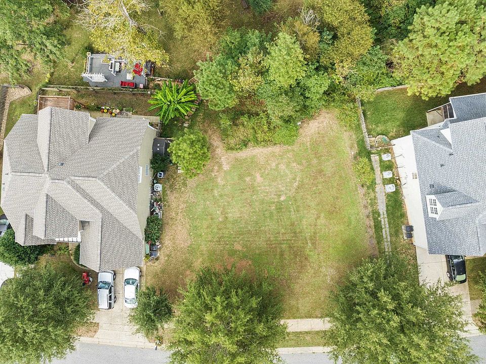 1st image of 604 Whistable Ave #9