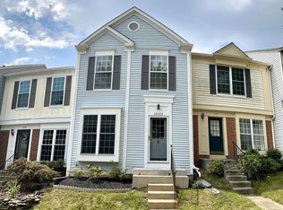 12123 Wedgeway Ct, Fairfax, VA 22033