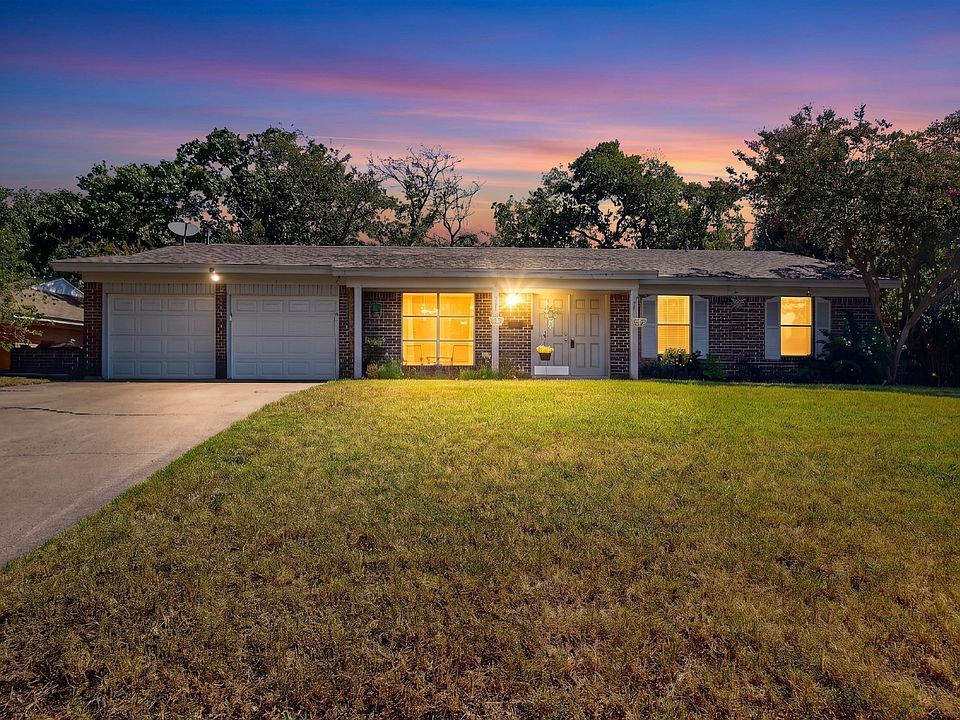 1st image of 4513 Blue Lake Ct