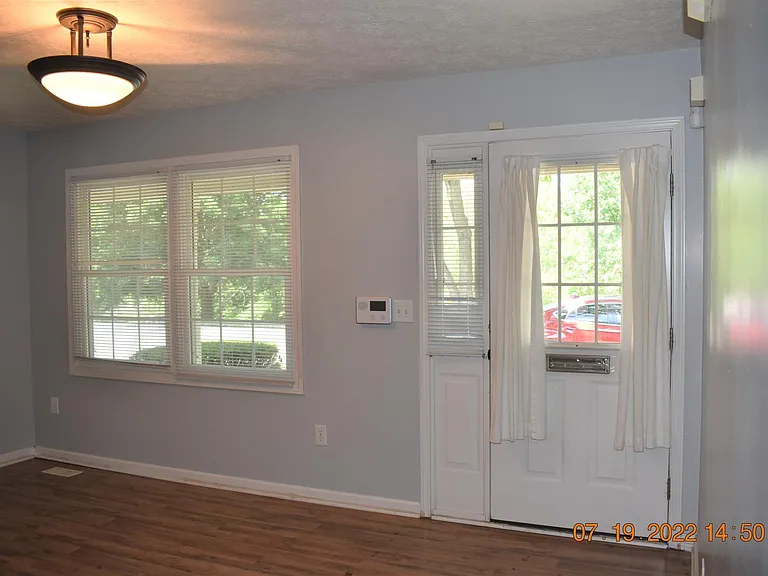 325 E Fall Creek Parkway South Dr — Photo 6