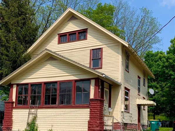 10 Park St, Warsaw, NY 14569