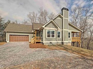 791 Rainbow Cir #12, Cleveland, GA 30528