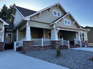 1318 Nautical Heights Dr, Brookings, OR 97415