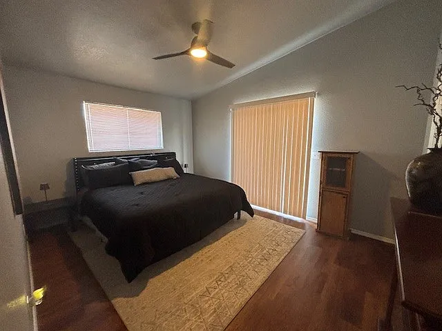969 W Kenwood Ave #B — Photo 12