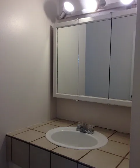 1122 E Denny Way #B — Photo 4