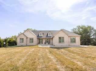 71 Josiah Ln, Millstadt, IL 62260